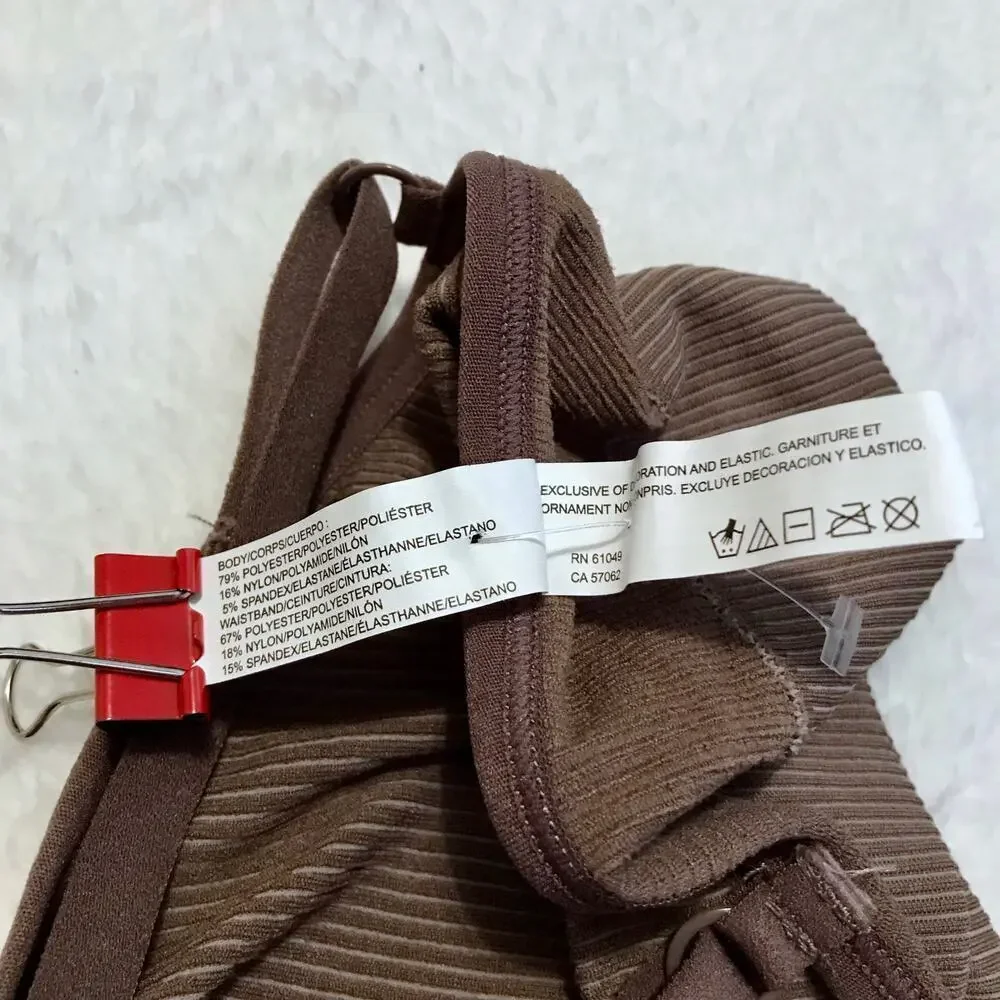 B. Tempt’D nwot brown